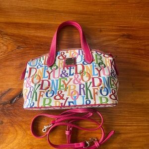 Pre owned Dooney & Bourke pink signature multicolor
